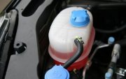 汽車防凍液更換周期頻繁嗎？如果選擇防凍液？