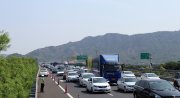 五一假期結(jié)束，汽車托運服務(wù)助力順暢返程